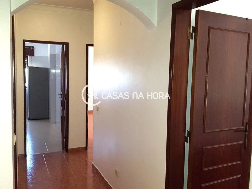 Apartamento T2 para Arrendamento em União das Freguesias de Setúbal Foto 8