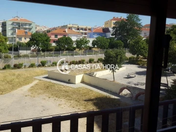 Apartamento T2 para Arrendamento em União das Freguesias de Setúbal