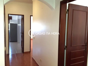 Apartamento T2 para Arrendamento em União das Freguesias de Setúbal
