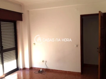 Apartamento T2 para Arrendamento em União das Freguesias de Setúbal