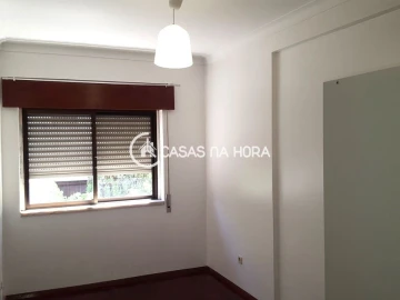 Apartamento T2 para Arrendamento em União das Freguesias de Setúbal