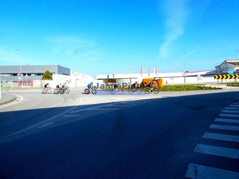 Terreno P/ Prédio para Venda em Cacia Foto 3
