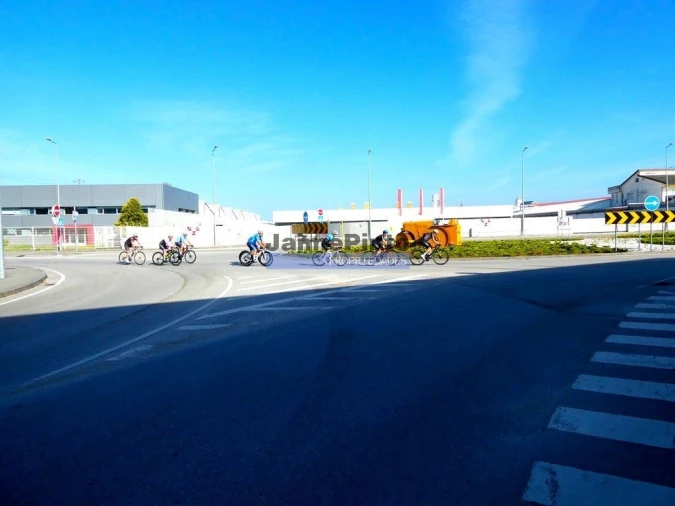 Terreno P/ Prédio para Venda em Cacia Foto 3