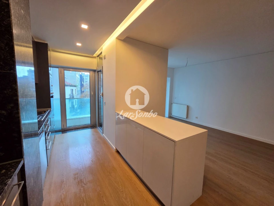 Apartamento T3 para Venda em Cidade da Maia Foto 1