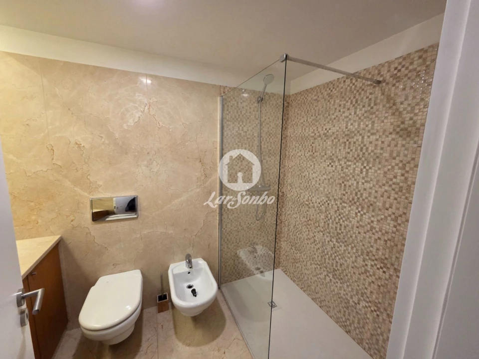 Apartamento T3 para Venda em Cidade da Maia Foto 5