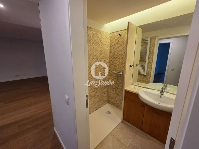 Apartamento T3 para Venda em Cidade da Maia Foto 4