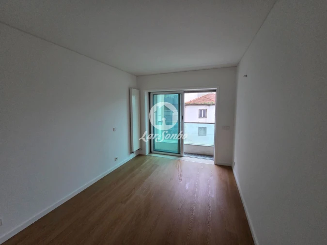 Apartamento T3 para Venda em Cidade da Maia Foto 7