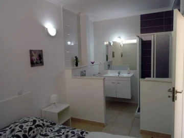 Apartamento T2 para Arrendamento férias em Albufeira e Olhos de Água