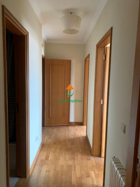 Apartamento T3 para Arrendamento em Gondomar (São Cosme), Valbom e Jovim