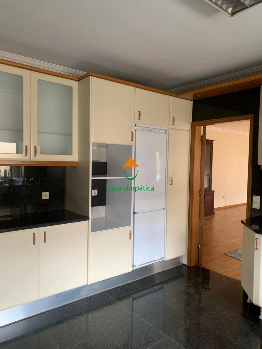 Apartamento T3 para Arrendamento em Gondomar (São Cosme), Valbom e Jovim Foto 3