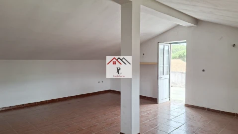 Moradia T4 para Venda em São João da Boa Vista