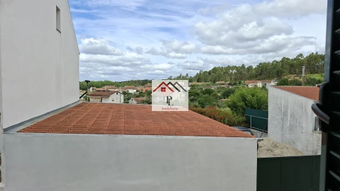Moradia T4 para Venda em São João da Boa Vista