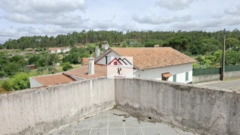 Moradia T4 para Venda em São João da Boa Vista