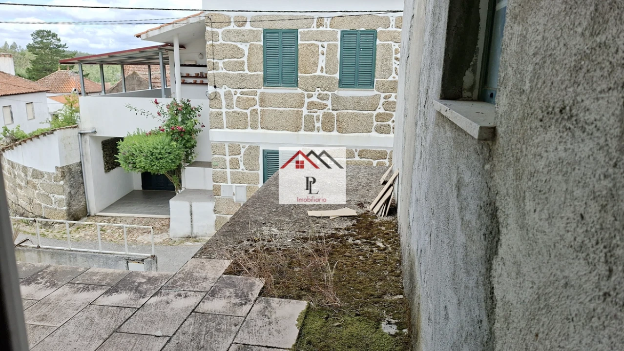 Moradia T4 para Venda em São João da Boa Vista Foto 17