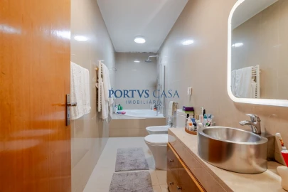 Moradia T6 para Venda em Matosinhos e Leça da Palmeira