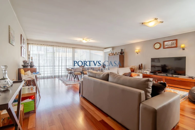 Moradia T6 para Venda em Matosinhos e Leça da Palmeira Foto 39