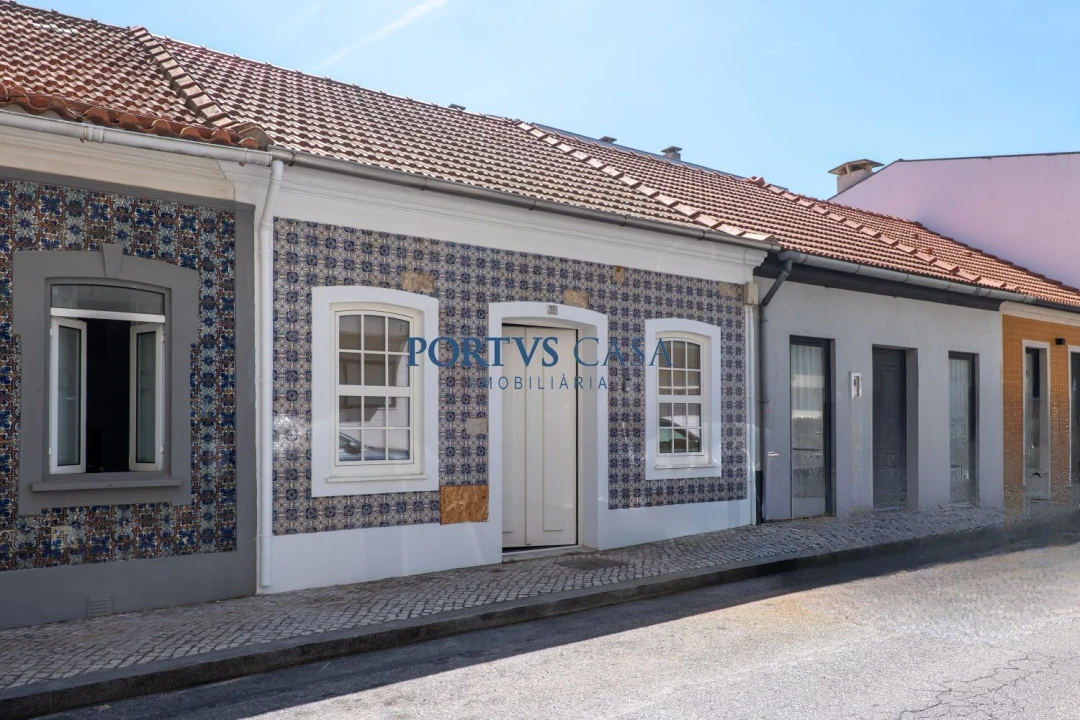 Moradia T2 para Venda em Ovar, São João, Arada e São Vicente de Pereira Jusã Foto 1