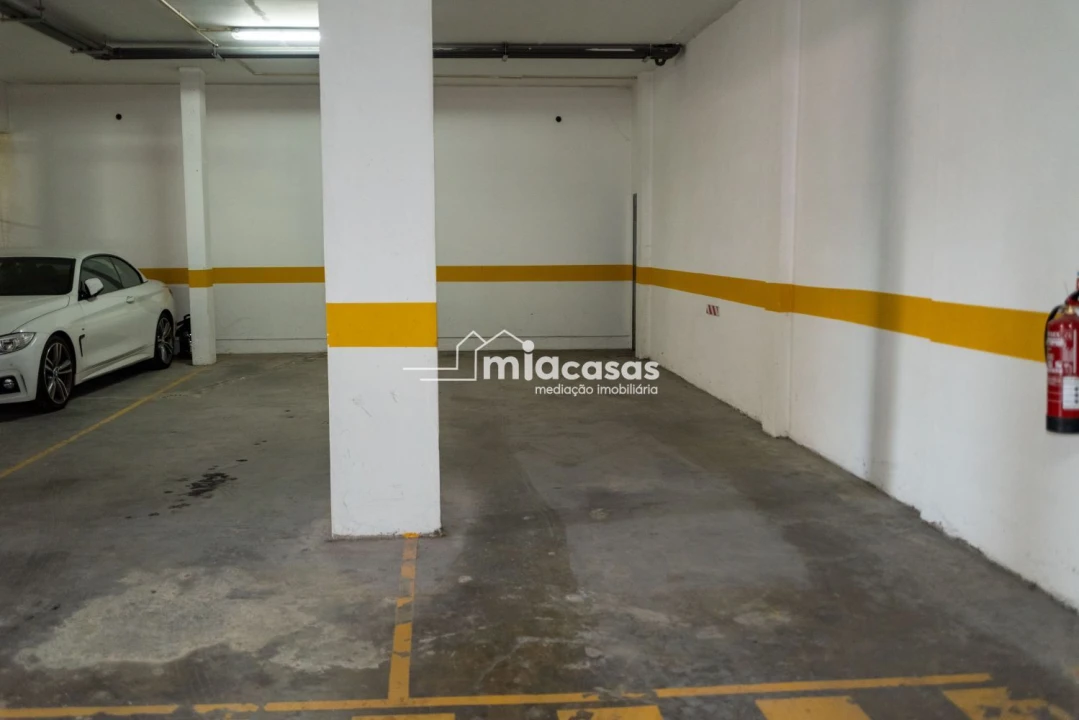 Apartamento T3 para Venda em Tamengos, Aguim e Óis do Bairro Foto 29