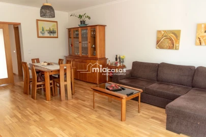 Apartamento T3 para Venda em Tamengos, Aguim e Óis do Bairro