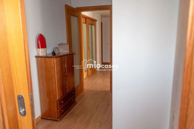 Apartamento T3 para Venda em Tamengos, Aguim e Óis do Bairro Foto 26