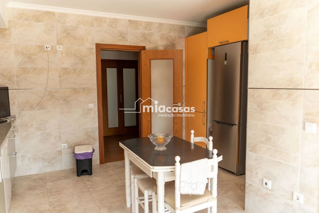 Apartamento T3 para Venda em Tamengos, Aguim e Óis do Bairro Foto 10