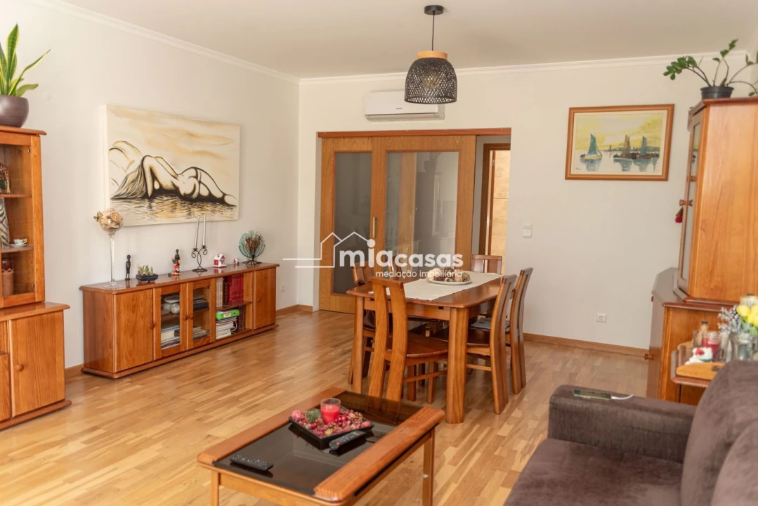 Apartamento T3 para Venda em Tamengos, Aguim e Óis do Bairro Foto 7