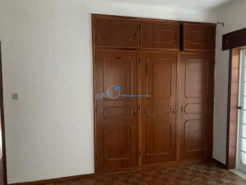 Quinta T3 para Venda em Mesão Frio (Santo André)