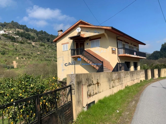 Quinta T3 para Venda em Loivos da Ribeira e Tresouras Foto 35