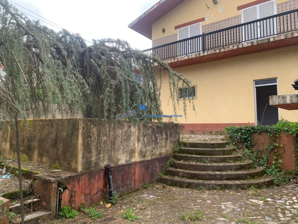Quinta T3 para Venda em Loivos da Ribeira e Tresouras Foto 2