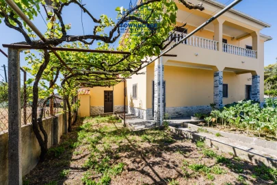 Moradia T4 para Venda em Sesimbra (Castelo)
