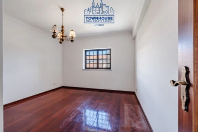 Moradia T4 para Venda em Sesimbra (Castelo)