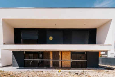 Moradia T4 para Venda em Eiras e São Paulo de Frades
