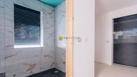 Moradia T4 para Venda em Eiras e São Paulo de Frades