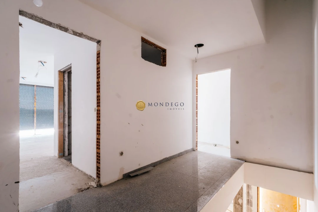 Moradia T4 para Venda em Eiras e São Paulo de Frades Foto 10