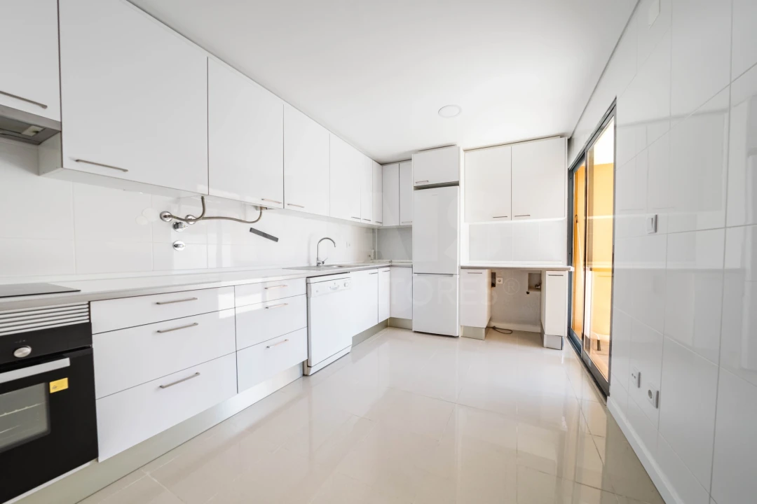Apartamento T2 para Venda em Bombarral e Vale Covo Foto 5