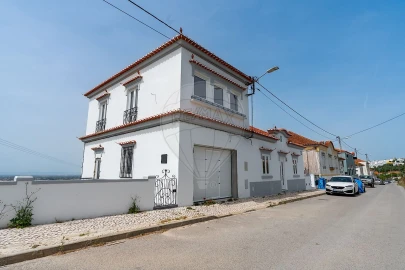 Moradia T16 para Venda em Palmela