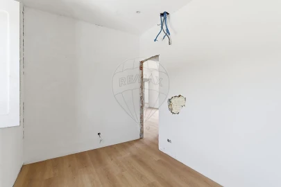 Moradia T16 para Venda em Palmela
