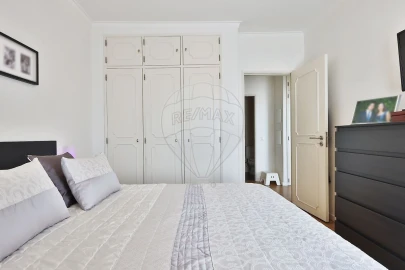 Apartamento T3 para Venda em Benfica