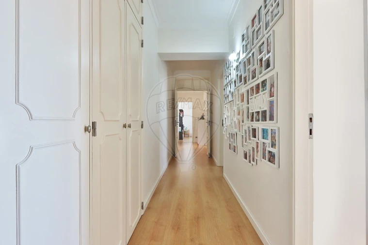 Apartamento T3 para Venda em Benfica Foto 17