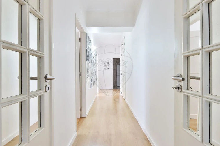 Apartamento T3 para Venda em Benfica Foto 7