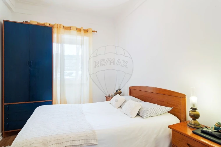 Apartamento T3 para Venda em Venteira Foto 3