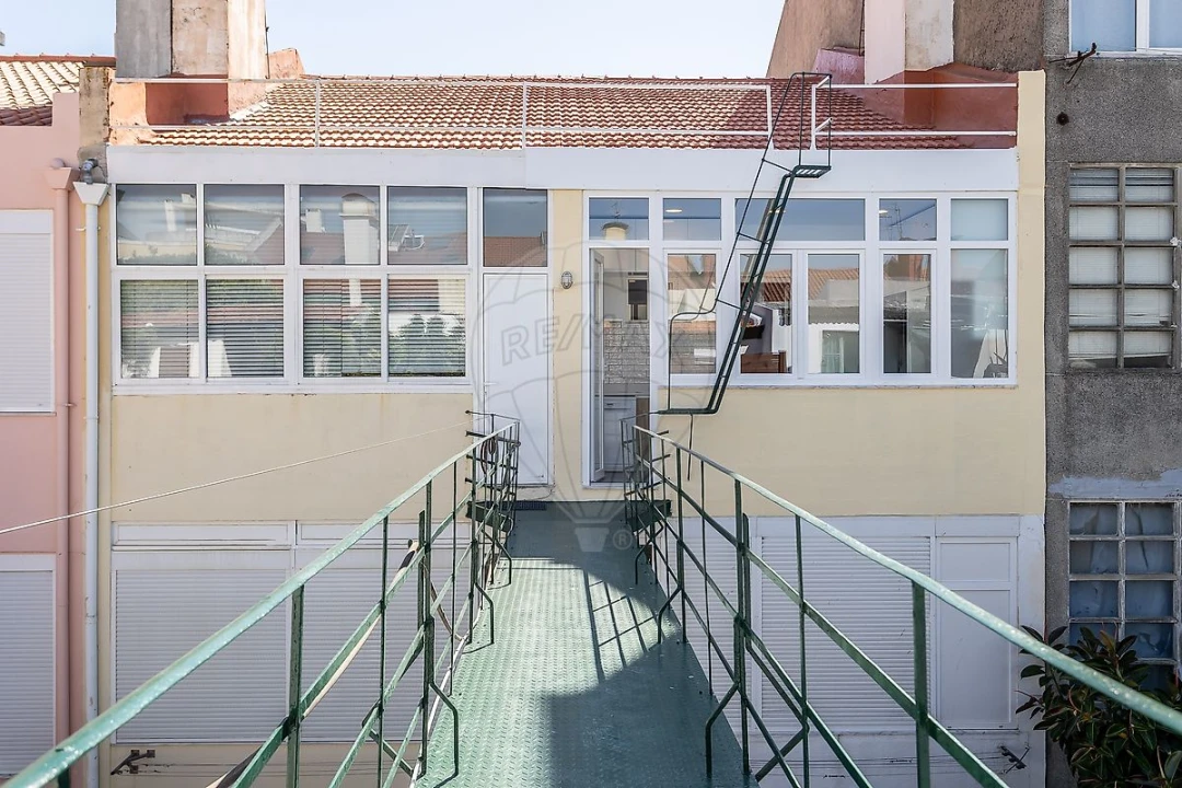 Apartamento T2 para Venda em Penha de França Foto 20