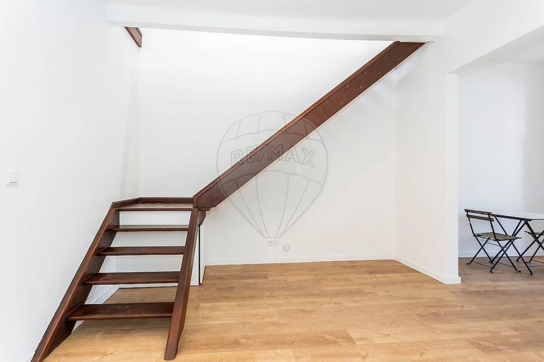 Apartamento T2 para Venda em Penha de França Foto 4