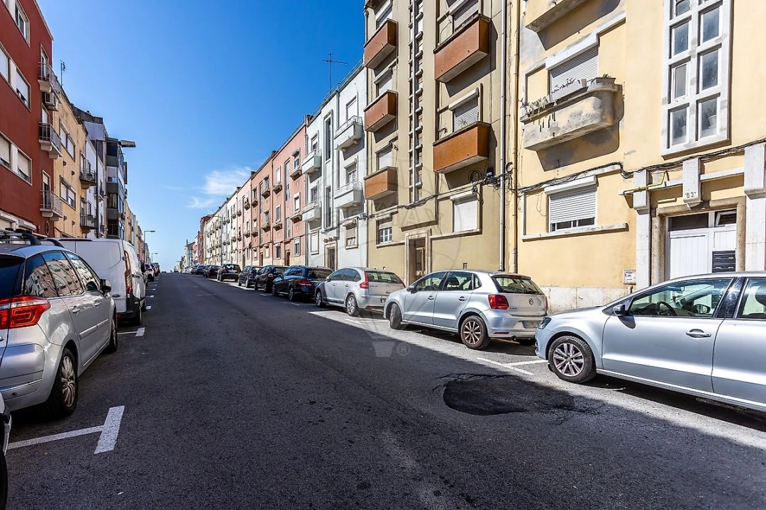 Apartamento T2 para Venda em Penha de França Foto 25