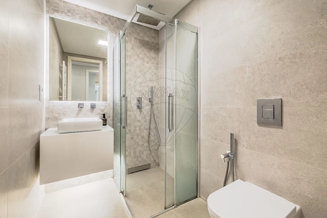 Apartamento T4 para Venda em Loures Foto 30