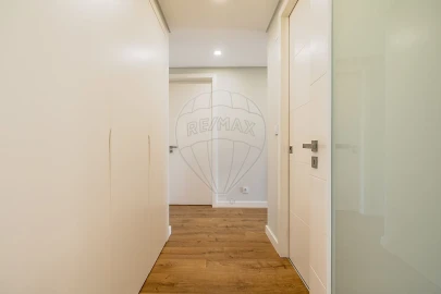 Apartamento T4 para Venda em Loures
