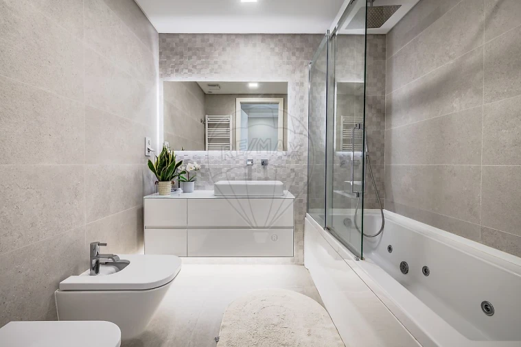 Apartamento T4 para Venda em Loures Foto 33