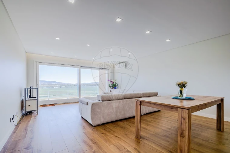 Apartamento T4 para Venda em Loures Foto 16