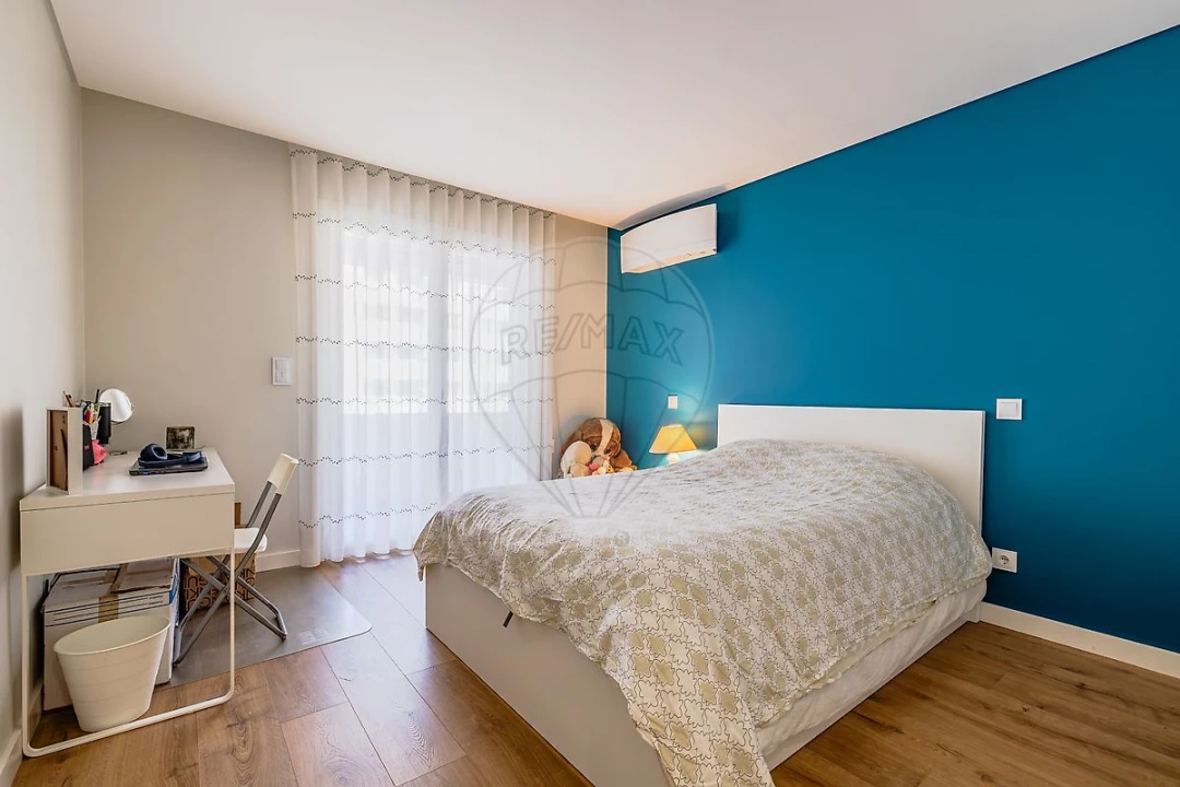 Apartamento T4 para Venda em Loures Foto 26