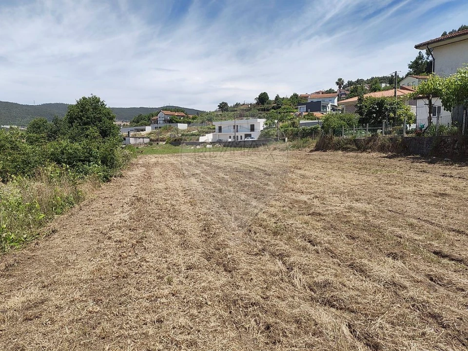 Terreno para Venda em Macieira de Cambra Foto 5